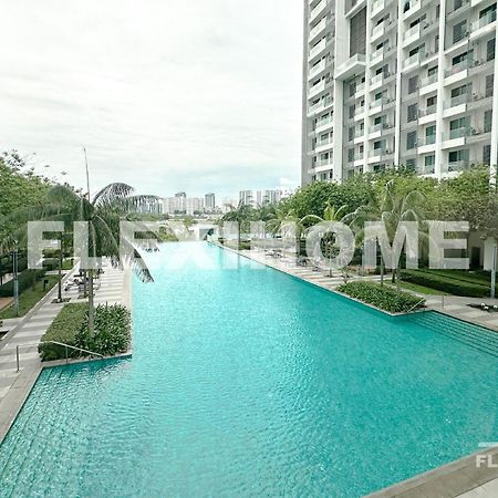 Netflix-Designed Studio Home At Cybersquare, Cyberjaya By Flexihome-My エクステリア 写真