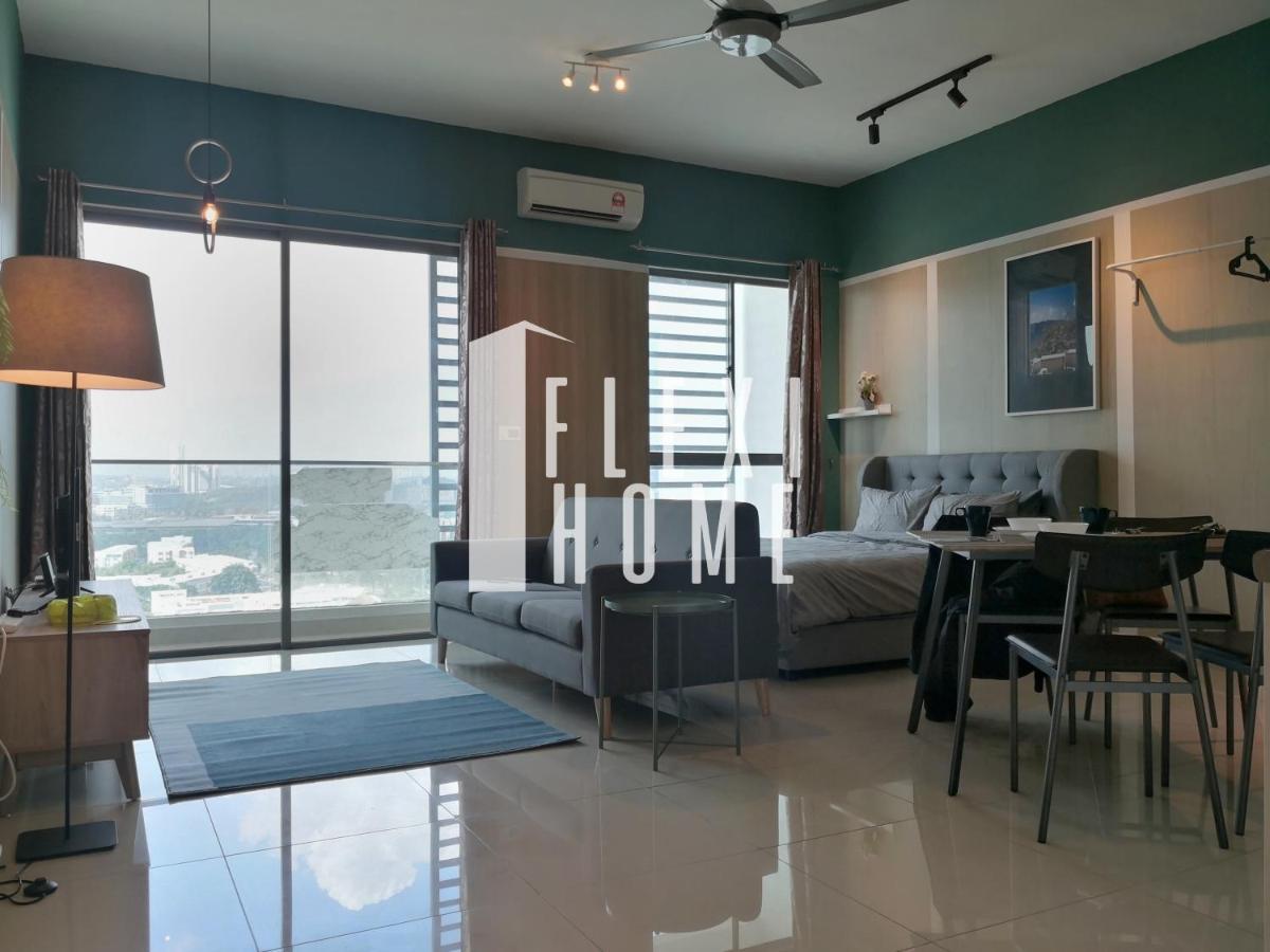 Netflix-Designed Studio Home At Cybersquare, Cyberjaya By Flexihome-My エクステリア 写真