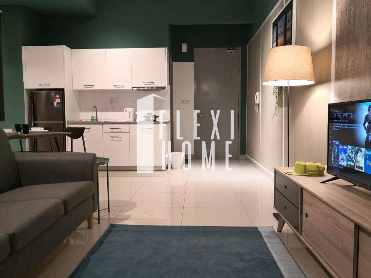 Netflix-Designed Studio Home At Cybersquare, Cyberjaya By Flexihome-My エクステリア 写真